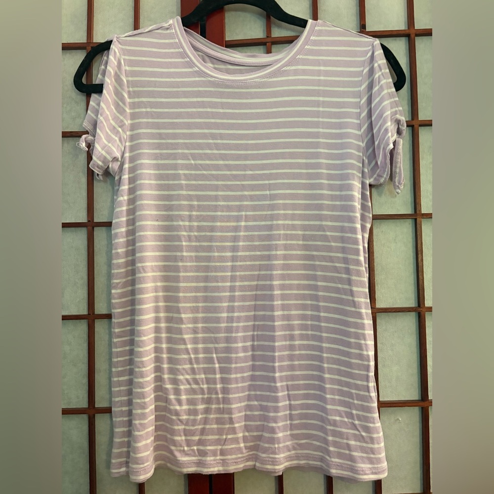 Rumi+Ryder Lavender and White Short Sleeve T-Shirt